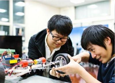 大學最難學,最累的4個專業,但畢業生前景大好,工資還很高